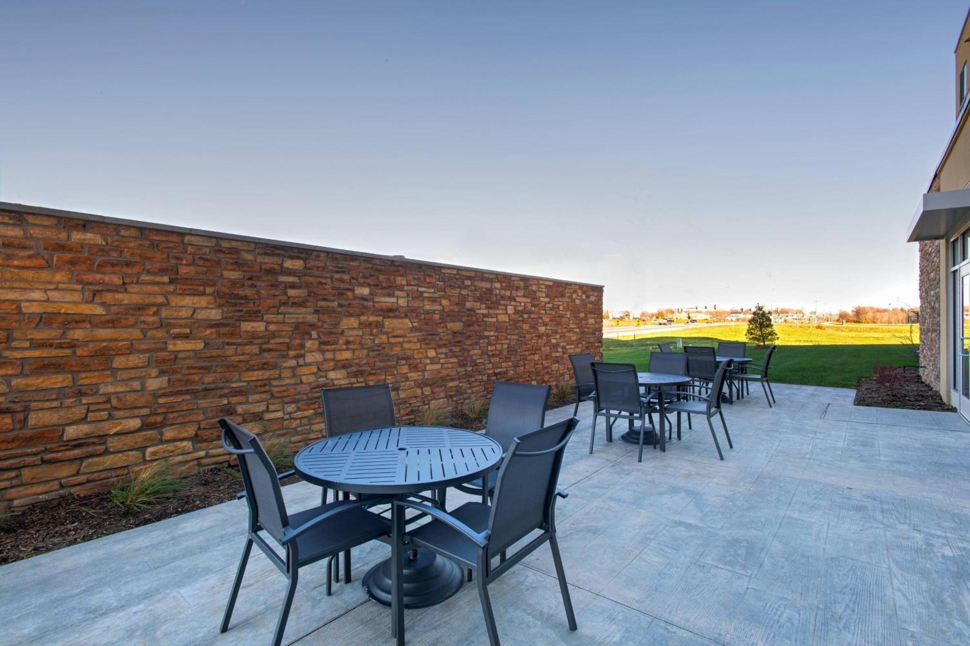 Fairfield Inn & Suites By Marriott Oskaloosa מראה חיצוני תמונה