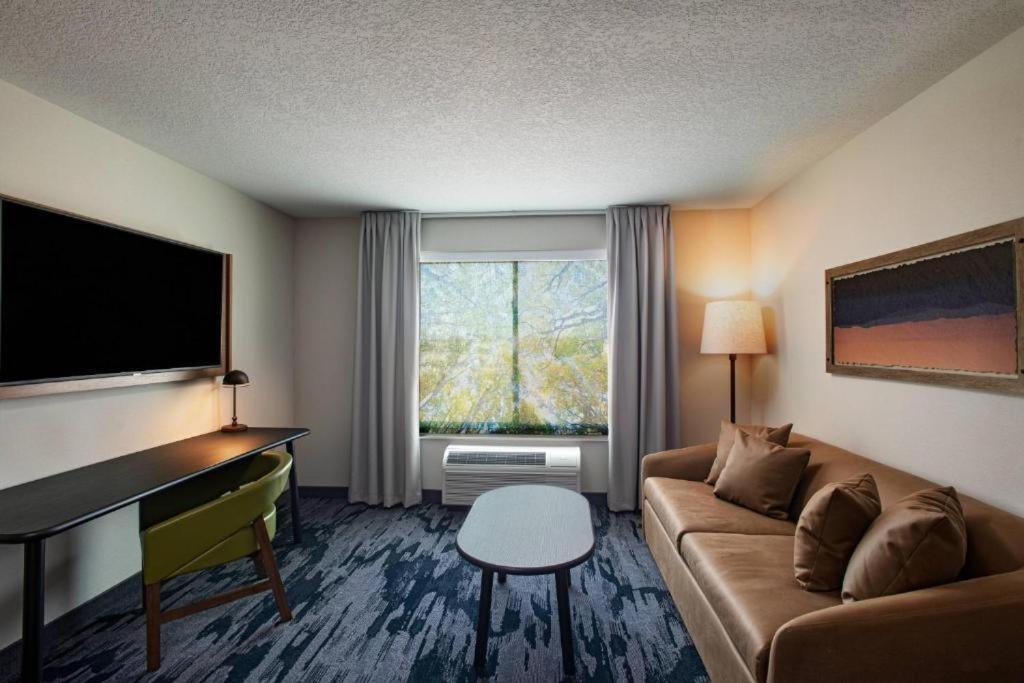 Fairfield Inn & Suites By Marriott Oskaloosa מראה חיצוני תמונה